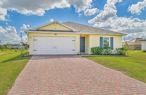 822 NE 44th Ln Photo 1 822 NE 44th Ln Photo 1