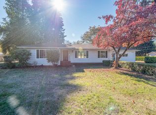 537 River Bend Rd, Roseburg, OR 97471