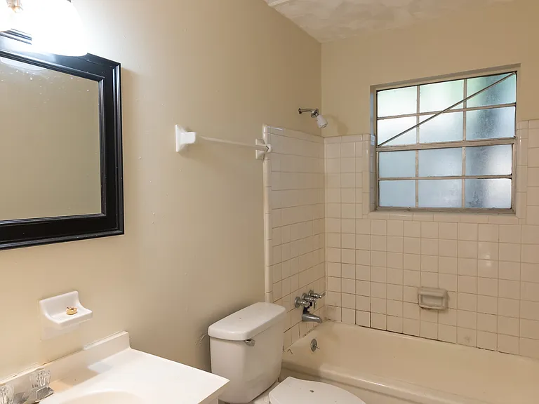 3216 Jim Lee Rd #8-B — Photo 10