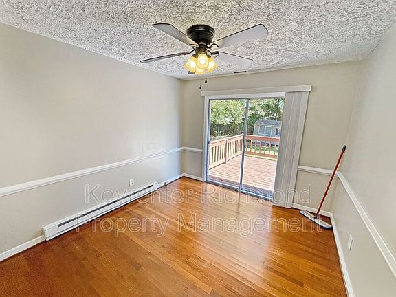 3rd image of 517 Vaden Dr