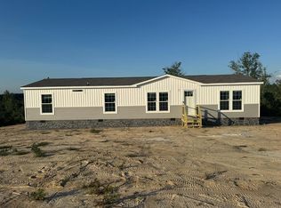 70 Longleaf Rd, Hazlehurst, GA 31539