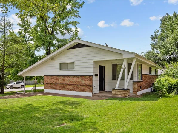 9953 Duke Dr, Saint Louis, MO 63136