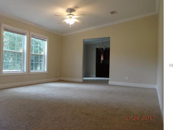 2nd image of 12103 Edgeknoll Dr