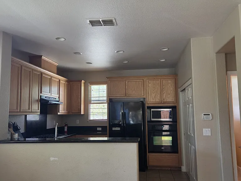 1948 Citrine Way — Photo 3
