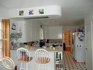 4th image of 1781 Chestnut St