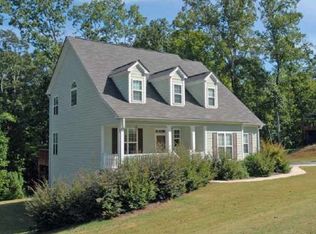 32 Summit Ridge Dr, Newnan, GA 30263