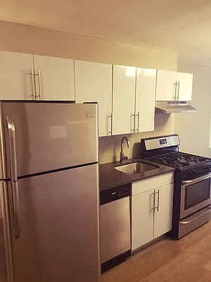 Rented by Bruma Realty LLC | media 26