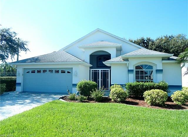 1st image of 3360 Clubview Dr