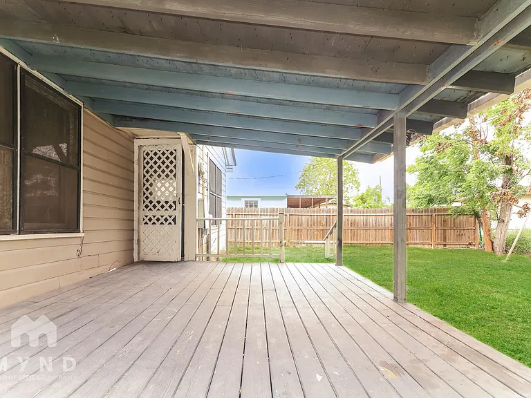 1322 Verbena St — Photo 19