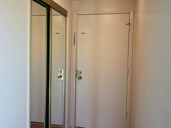 3rd image of 2548 Waterbury Dr APT 2106