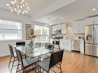 10 Maple Ridge Dr #10, Burlington, MA 01803