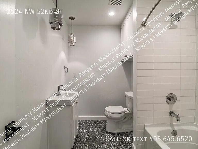 2524 NW 52nd St — Photo 47
