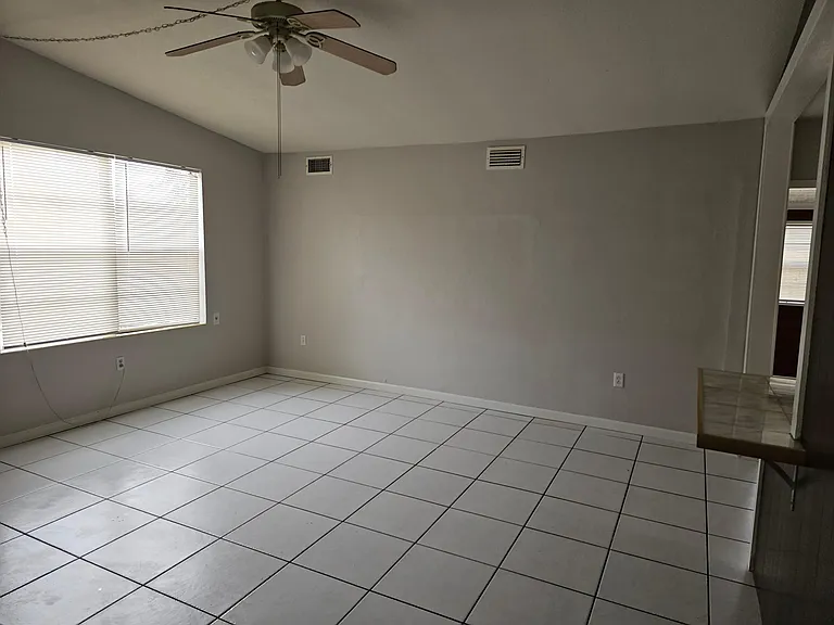 2922 Shore Dr — Photo 24