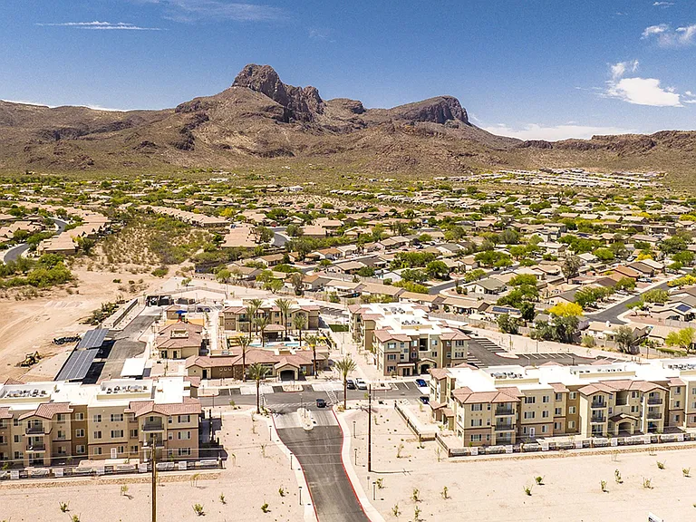 The Safford — Photo 31