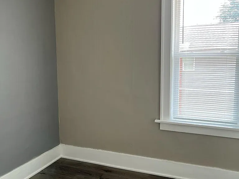 121 1/2 N 5th St #121-1/2 — Photo 11