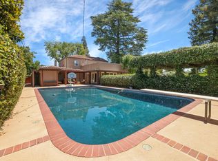 949 S Country Club Blvd, Stockton, CA 95204