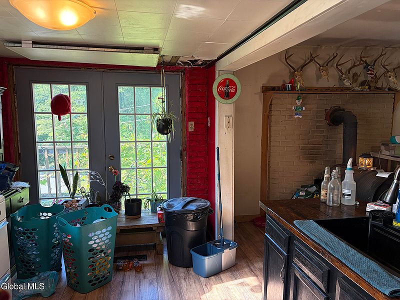 5th image of 4 Fern Street