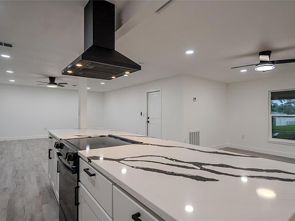 5th image of 611 ROOKS ROAD