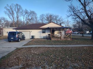 1223 5th St, Onawa, IA 51040