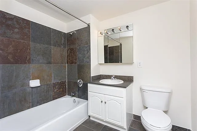 143 Morgan St #8A — Photo 6