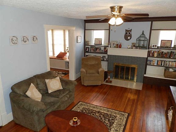 3rd image of 722 S 11th St