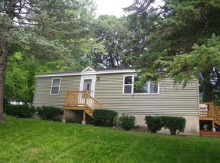 19 Pinewood Rd, Tewksbury, MA 01876