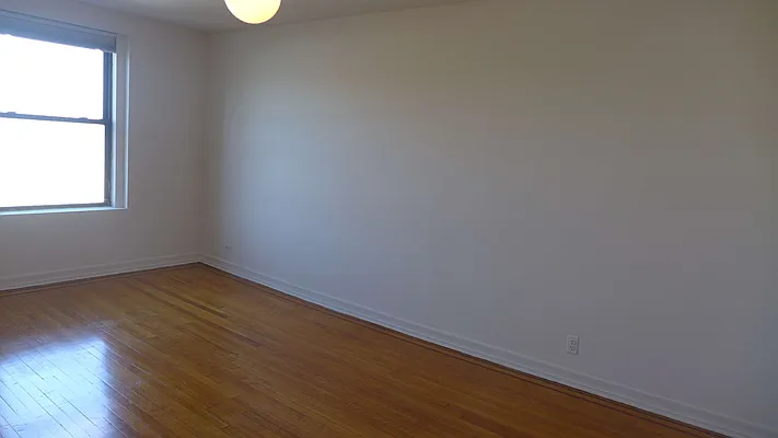 Rented by Garfield Realty  | media 16