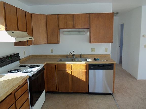 3rd image of 2406 Mercier St APT 2