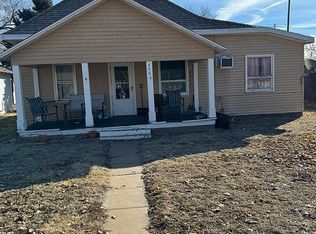 408 Center Ave, Curtis, NE 69025