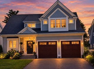 21 Hospital Rd, Medfield, MA 02052