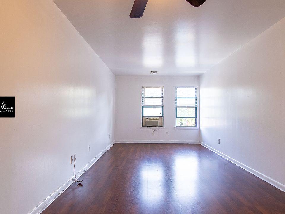 1st image of 409 Halsey St #2