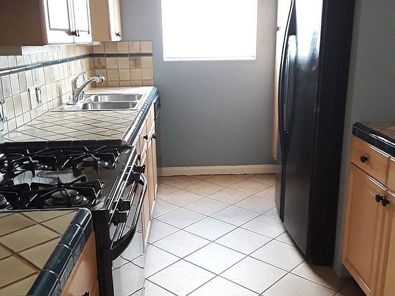 2nd image of 1339 S Bronson Ave #9715465