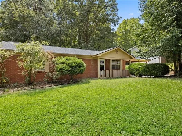 3065 Tara Woods Dr, Douglasville, GA 30135