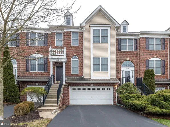 2486 N Whittmore St, Furlong, PA 18925