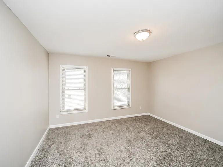 9347 Helmsley Dr — Photo 19