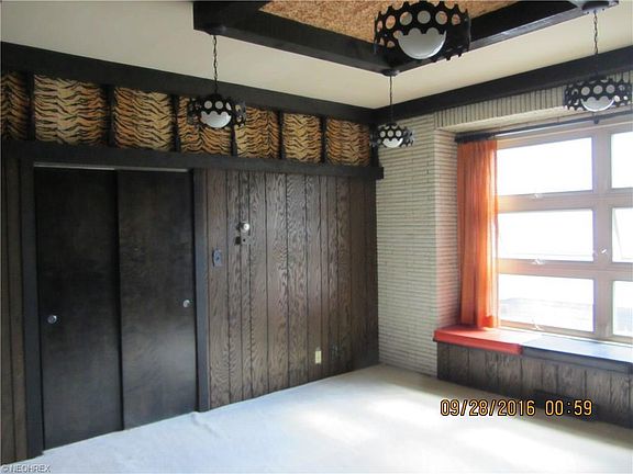 4th image of 134 Hyde Ave