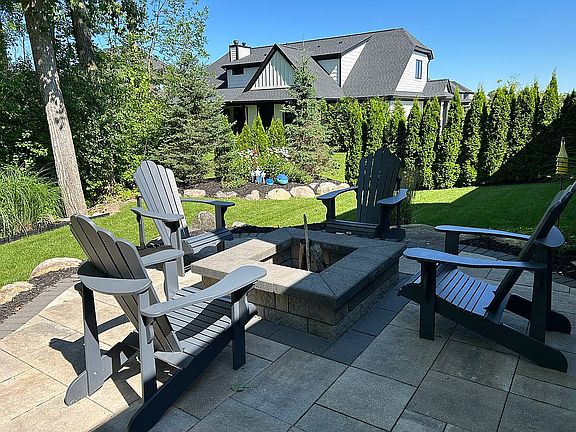 4th image of 54431 Deadwood Ln