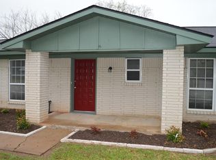 1213 Westgate Dr, Wharton, TX 77488