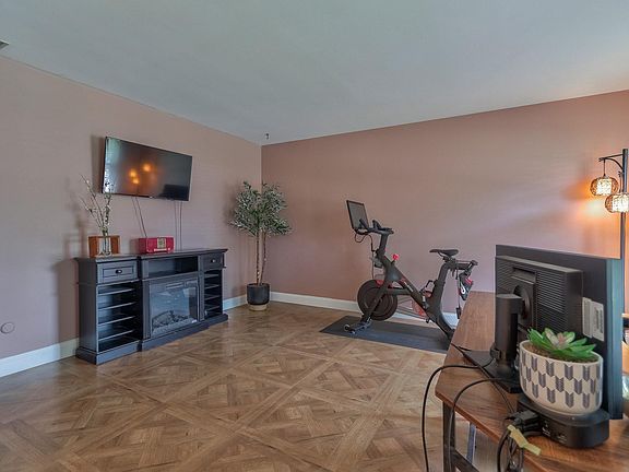 4th image of 5157 W Sherwood Dr