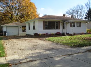 3206 Brookmont Dr, Kalamazoo, MI 49004