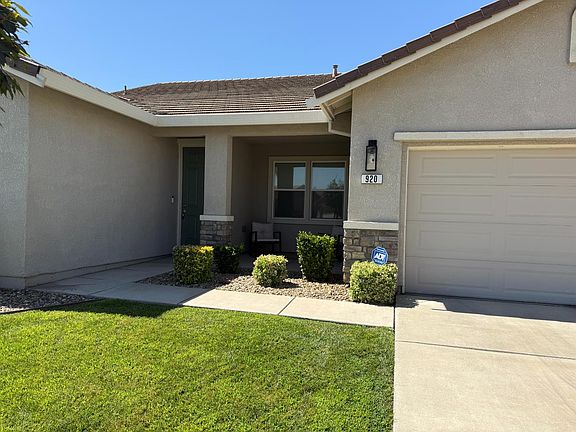 2nd image of 920 Travertine Way