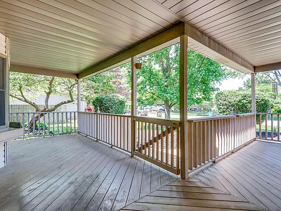 4th image of 461 Seven Pines Dr