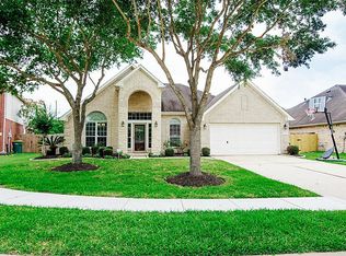 11504 Bay Ledge Dr, Pearland, TX 77584