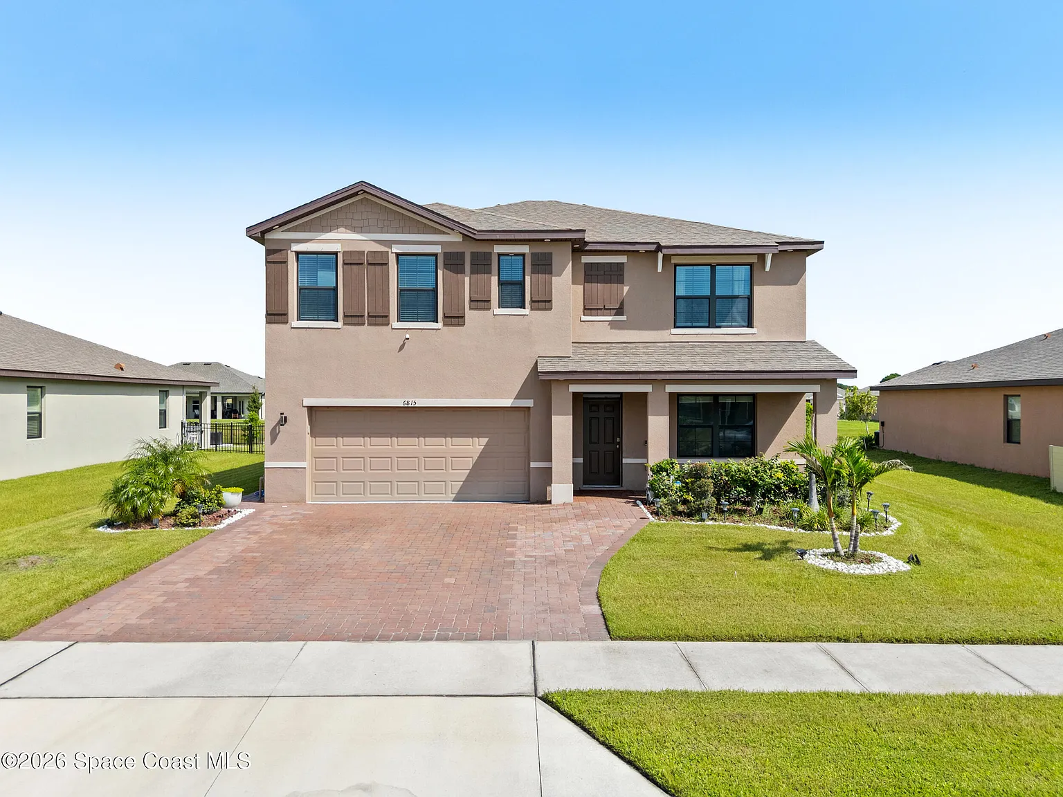 5 bed, 3.0 bath, 2626 sqft, $2,900 — Photo 2