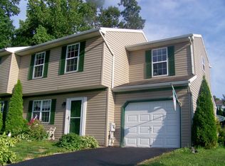 490 Catherine Dr, Parkesburg, PA 19365