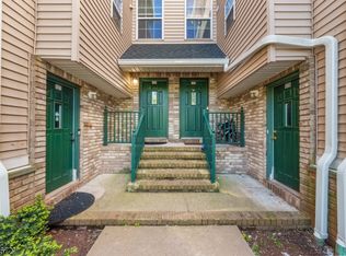 105 Rip Van Dam Ct, Belle Mead, NJ 08502