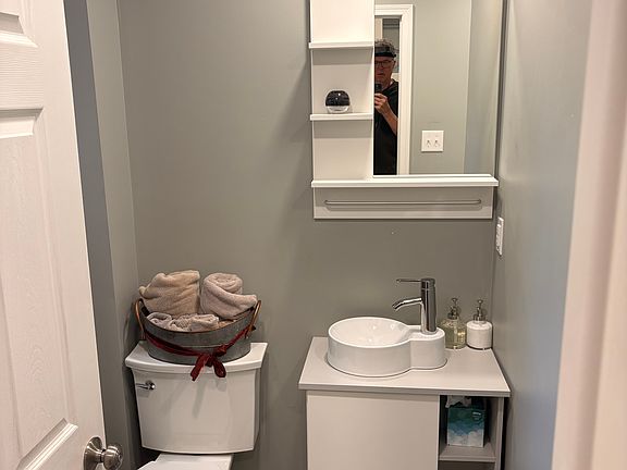 5th image of 8520 Germantown Ave #1