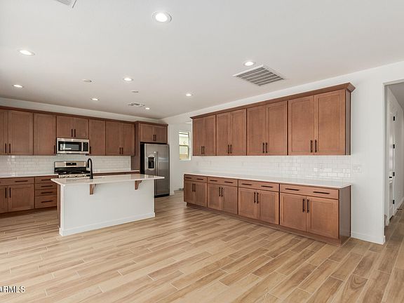 2nd image of 5443 W LOMA Lane