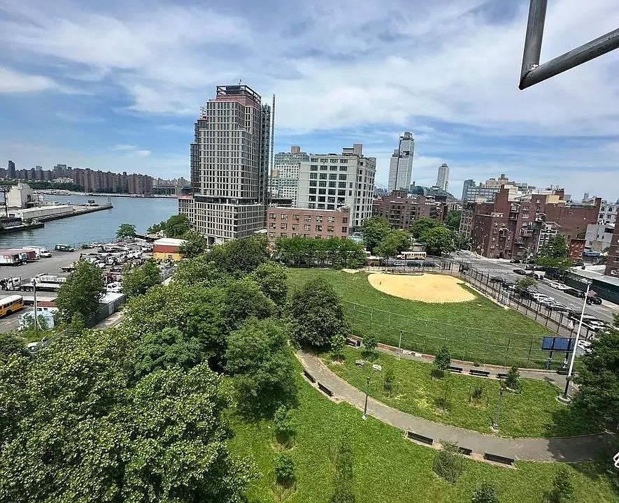 1st image of 570 Wythe Avenue #6A