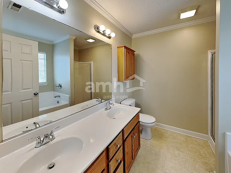 5935 Eastridge Ct — Photo 12